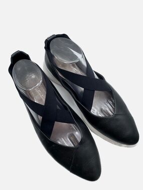 Taryn Rose Danielle black leather ballet flat walking shoes cross cross strap 10